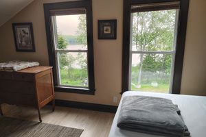 Alquiler Vacacional - 3-bedroom home on the river 10 min. from town also have identical1817617 ID #