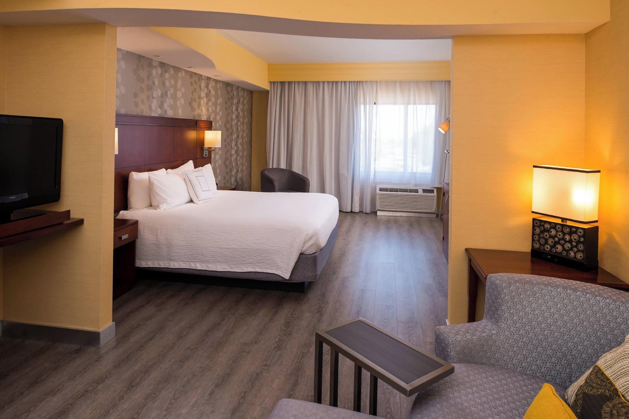 Habitación Courtyard Marriott Victorville