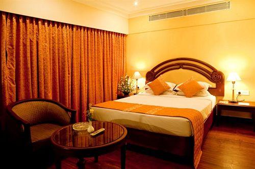 Varios Hotel Victoria