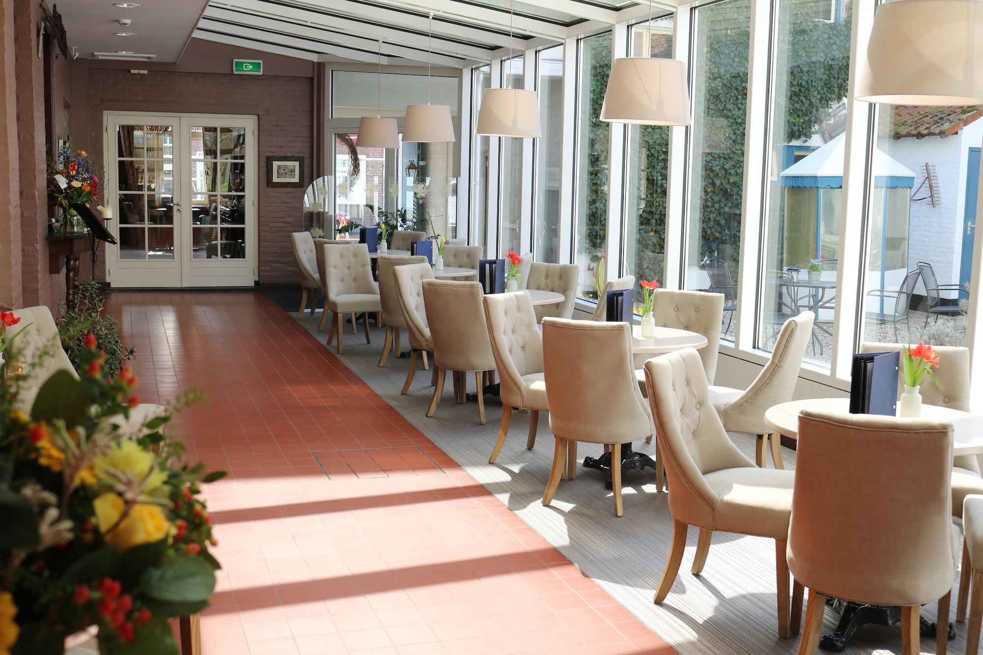 Vista Lobby Saillant Hotel Brull