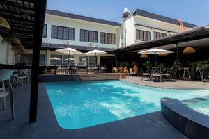 Alojamiento - Hotel Ramada Inn