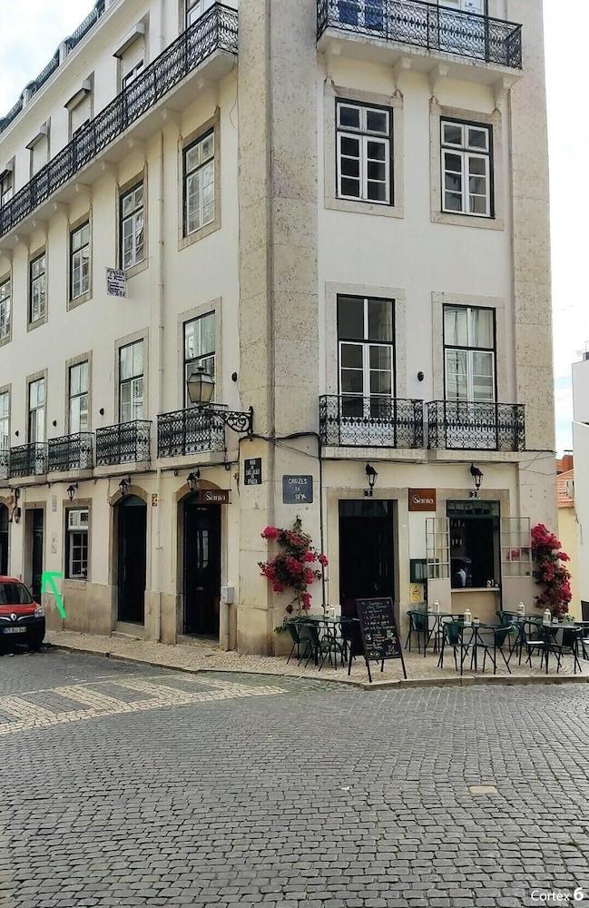 Vista Exterior No Limit Alfama Guesthouse