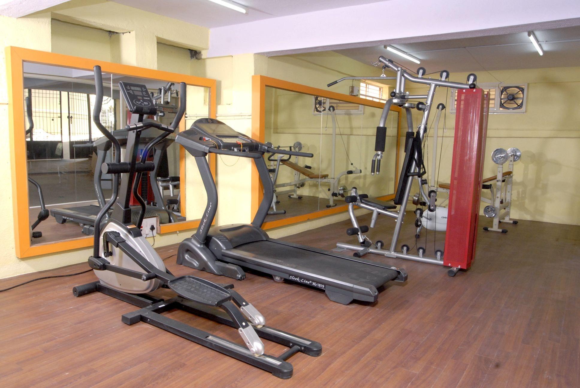 Gimnasio Maple Suites