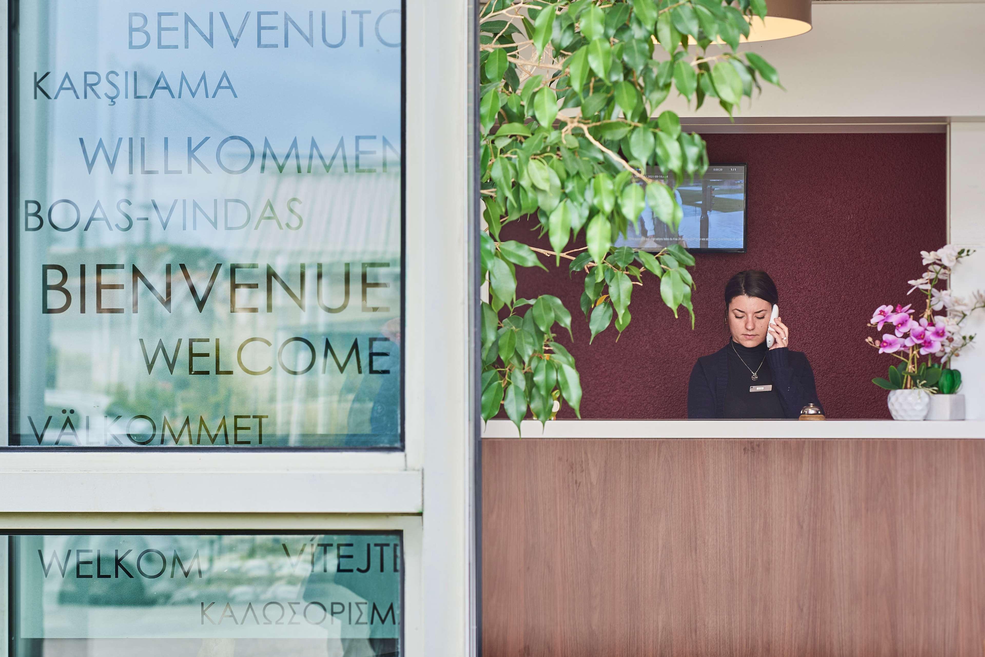 Vista Lobby Sure Hotel by Best Western Valence Nord
