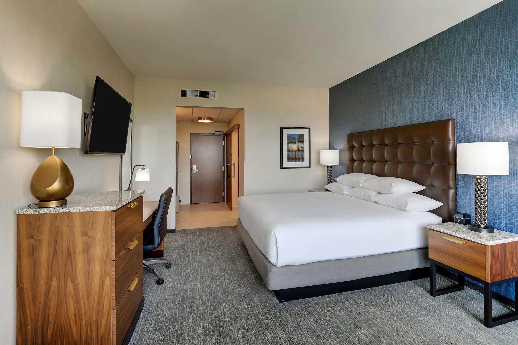 Habitación Drury Plaza Hotel Orlando - Disney Springs Area