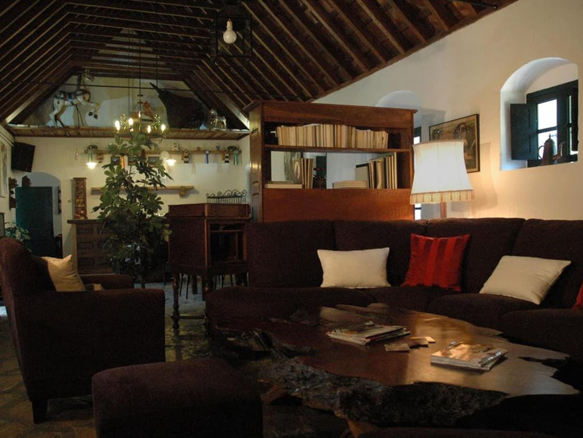 Vista Lobby Cortijo el Indiviso