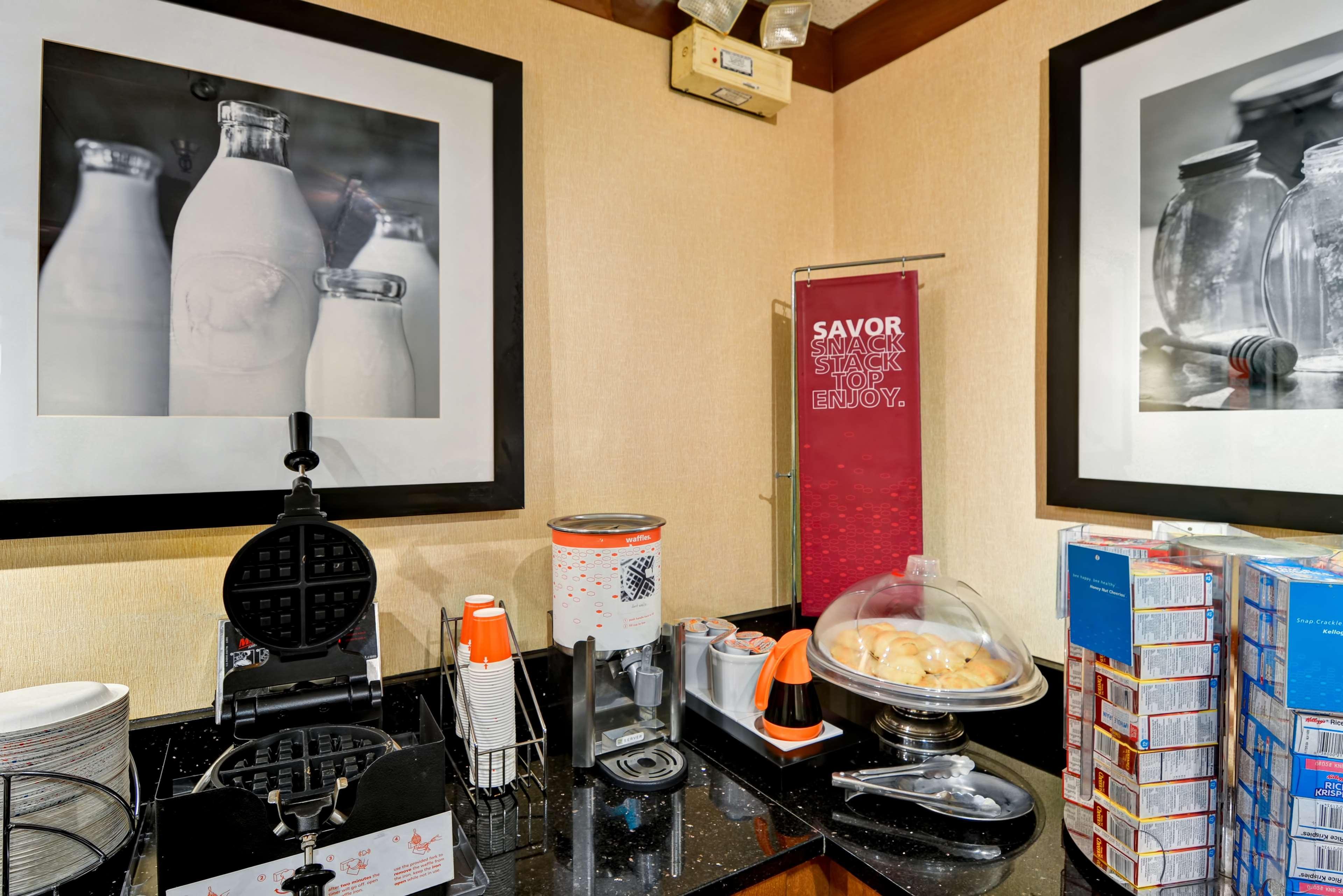 Restaurant Hampton Inn Memphis-Poplar