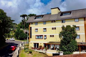 Alojamiento - Hotel Golden Hills