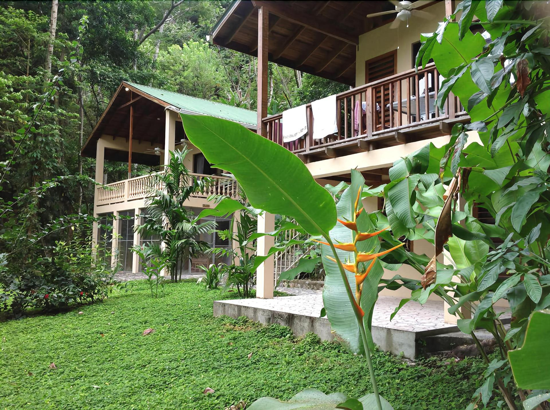 Vista Exterior Villas Pico Bonito