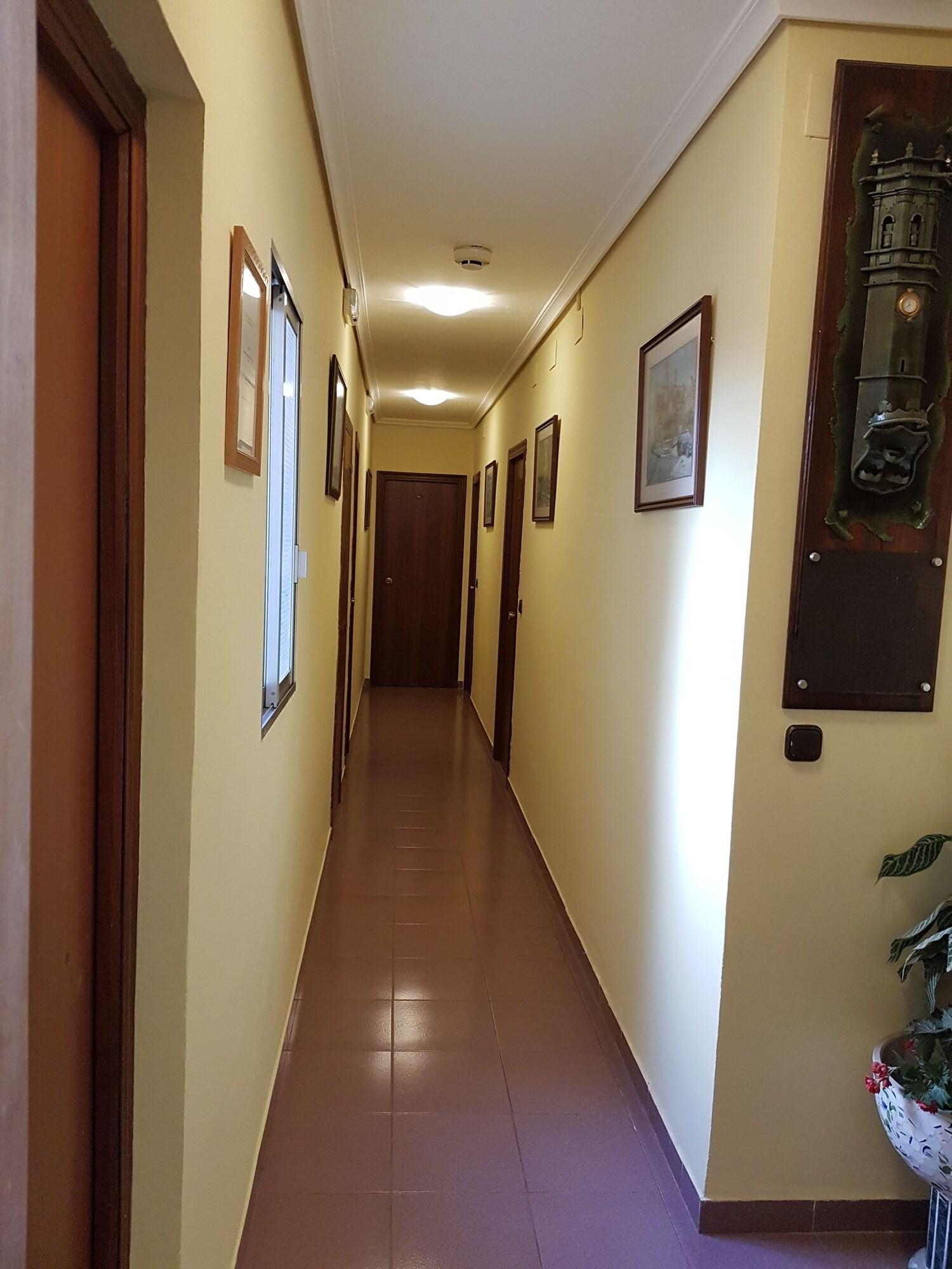 Varios Pension Jardin Burriana