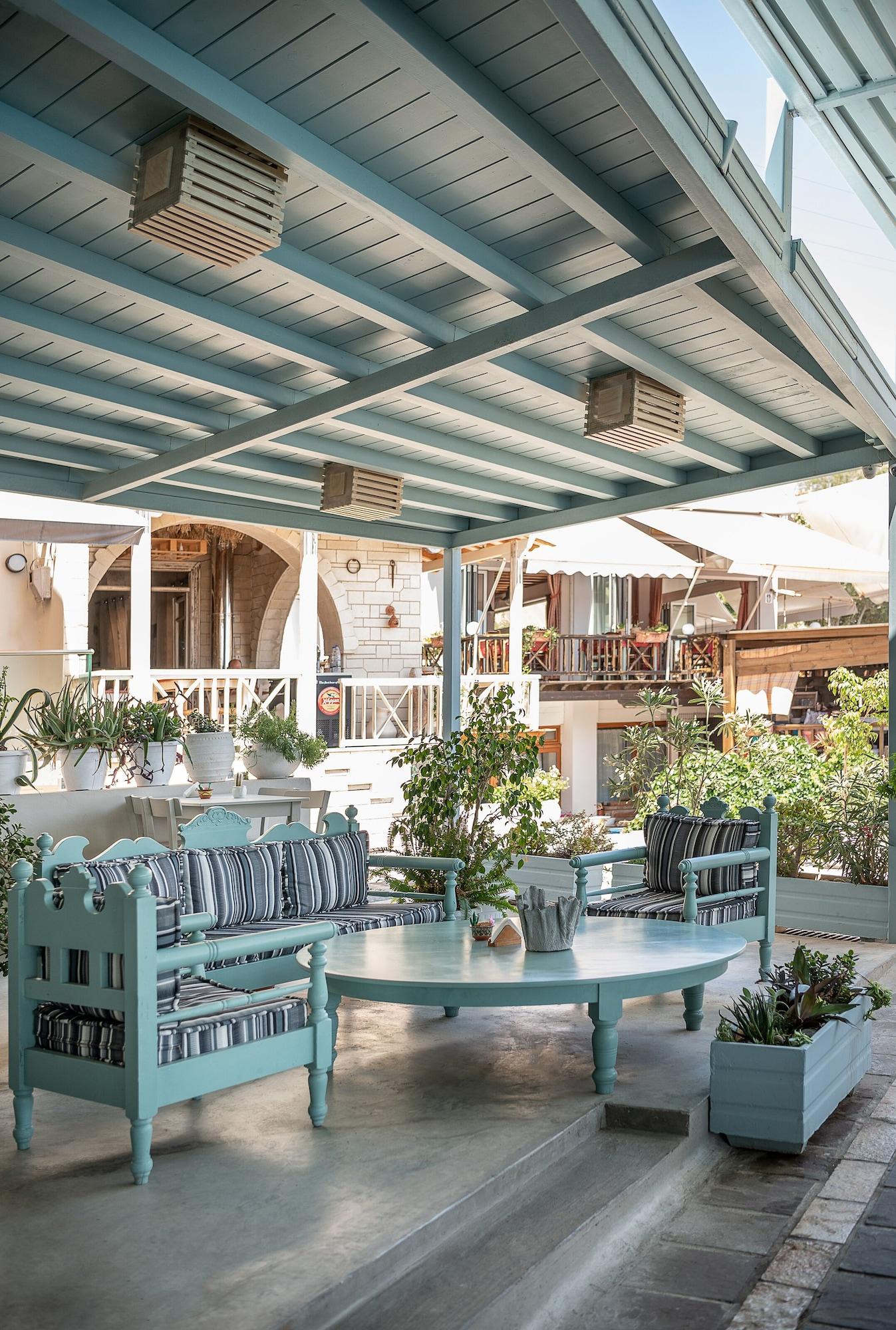 Restaurant Livikon by the Sea