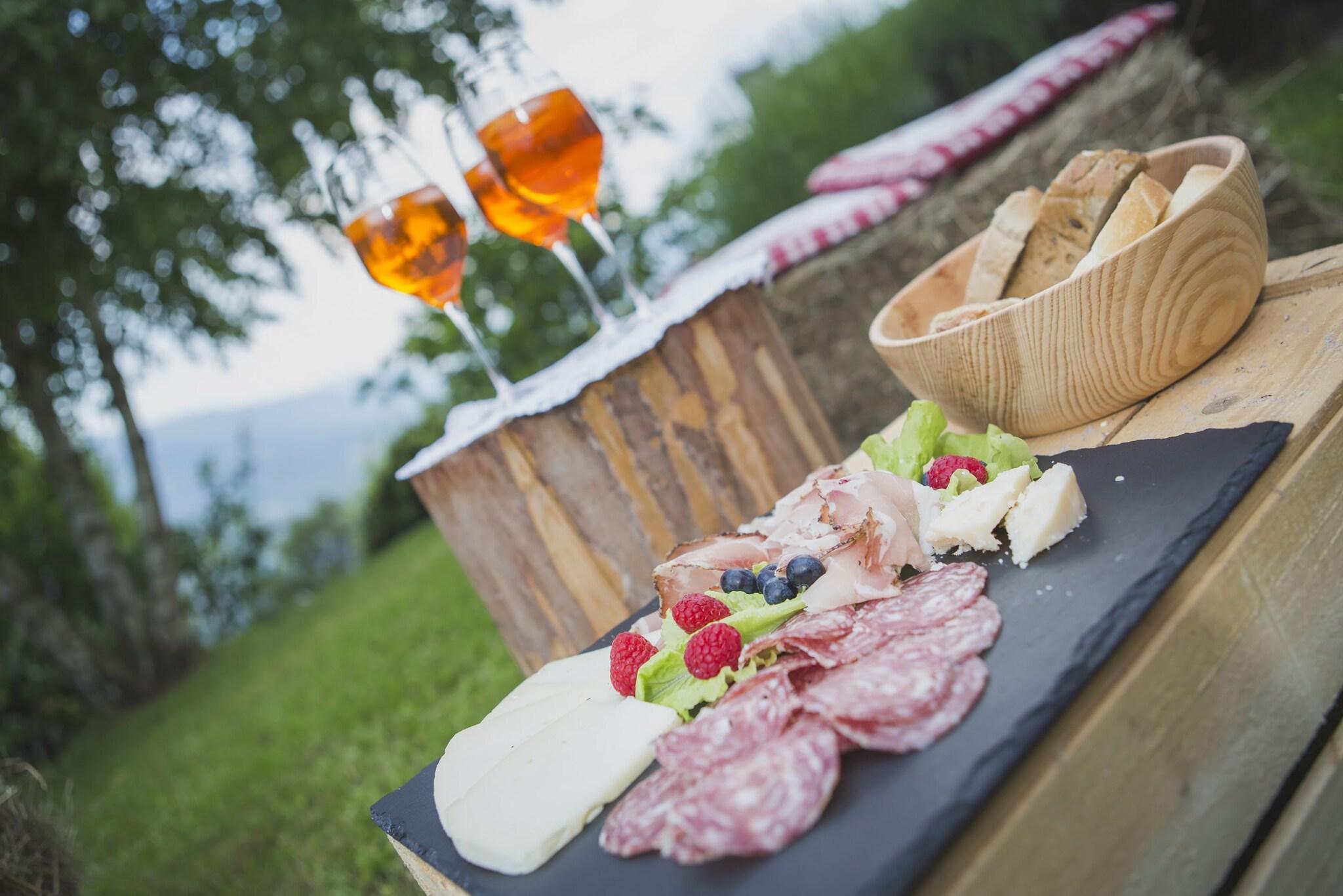 Bar/Salón Garnì Lilly