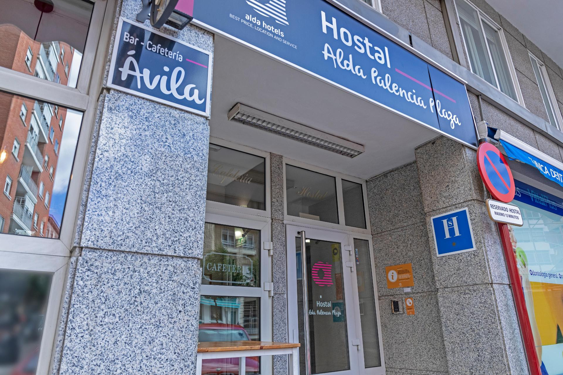 Vista Exterior Hostal Alda Palencia Plaza