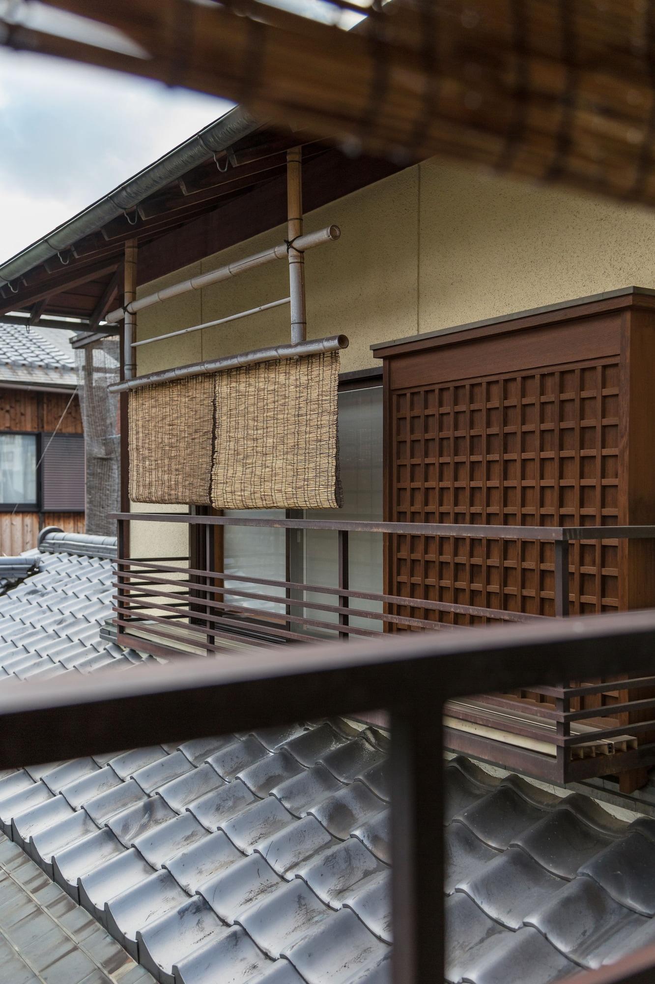 Equipamiento de Habitación Kamuro An