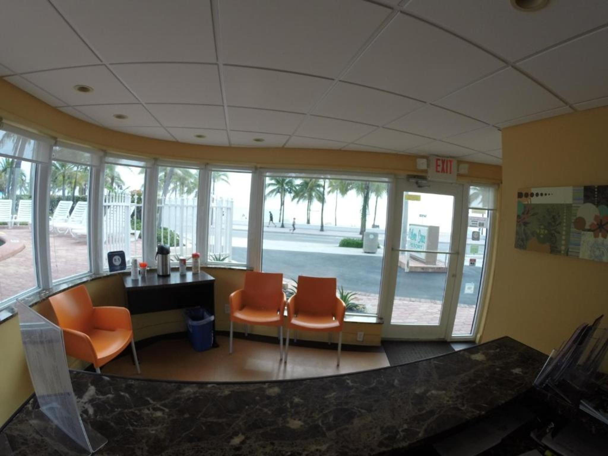 Vista Lobby Silver Seas Beach Resort