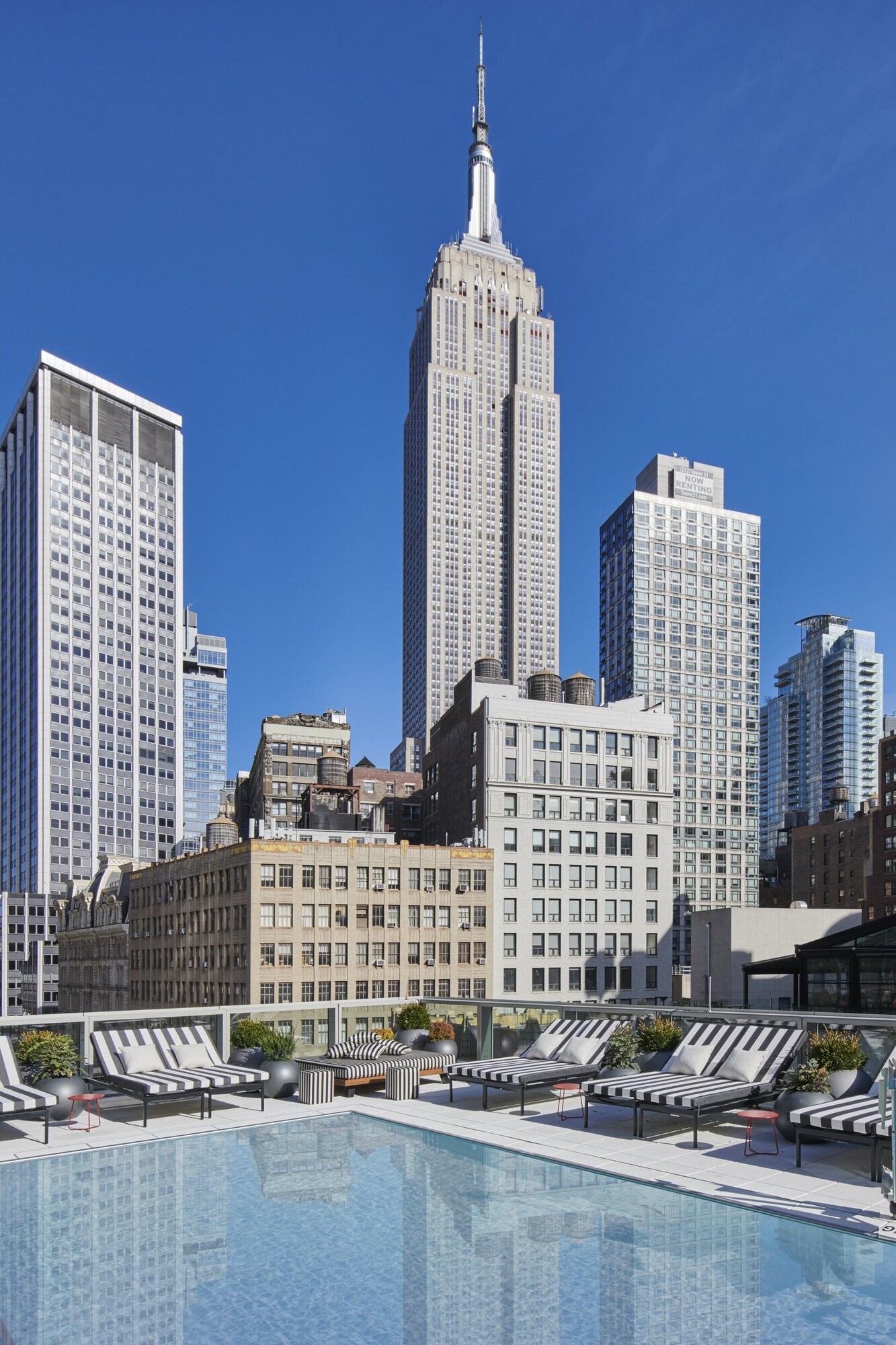 Vista Piscina Virgin Hotels New York City