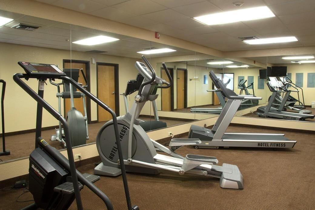 Gimnasio Greenlight Inn & Suites