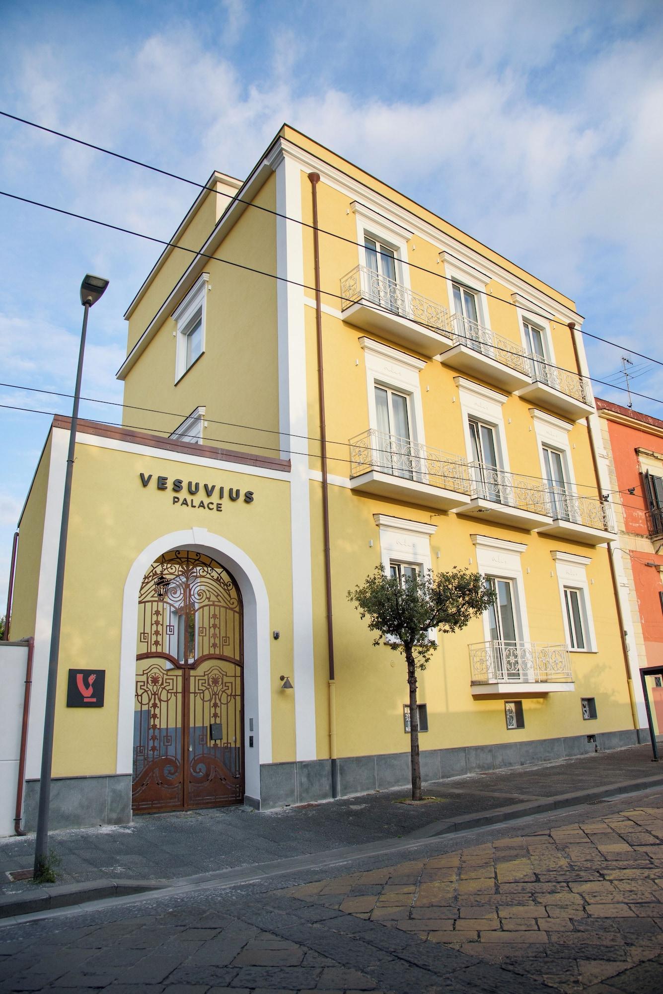 Varios Vesuvius Palace