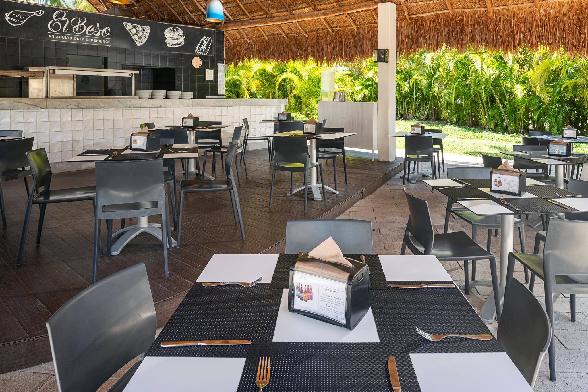 Restaurant El Beso Adults Only at Ocean Riviera Paradise All Inclusive