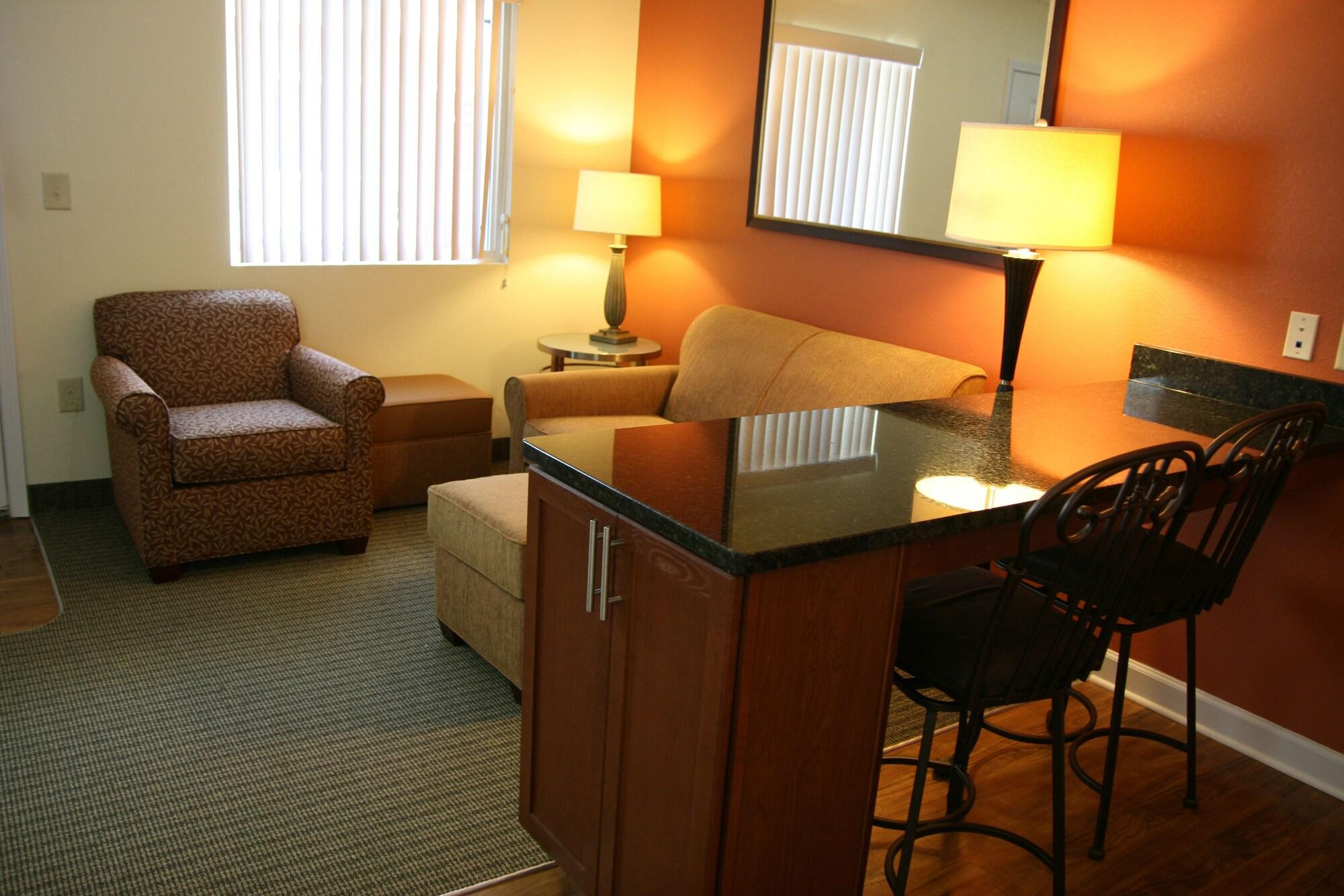 Comodidades del Alojamiento Affordable Suites Fayetteville