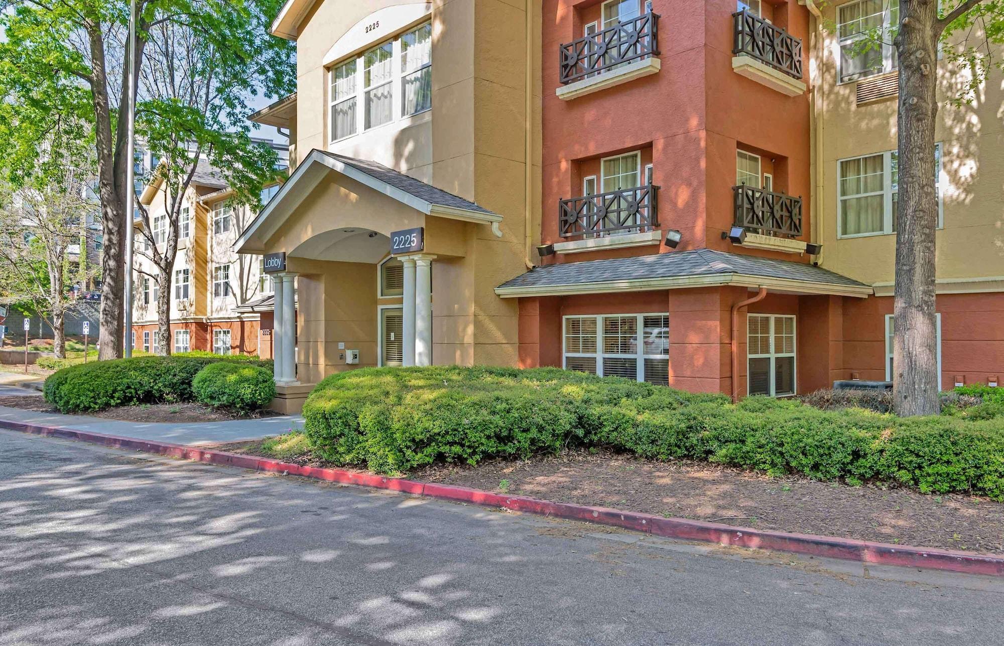 Vista Exterior Extended Stay America Suites Atlanta Marietta Interstate N 