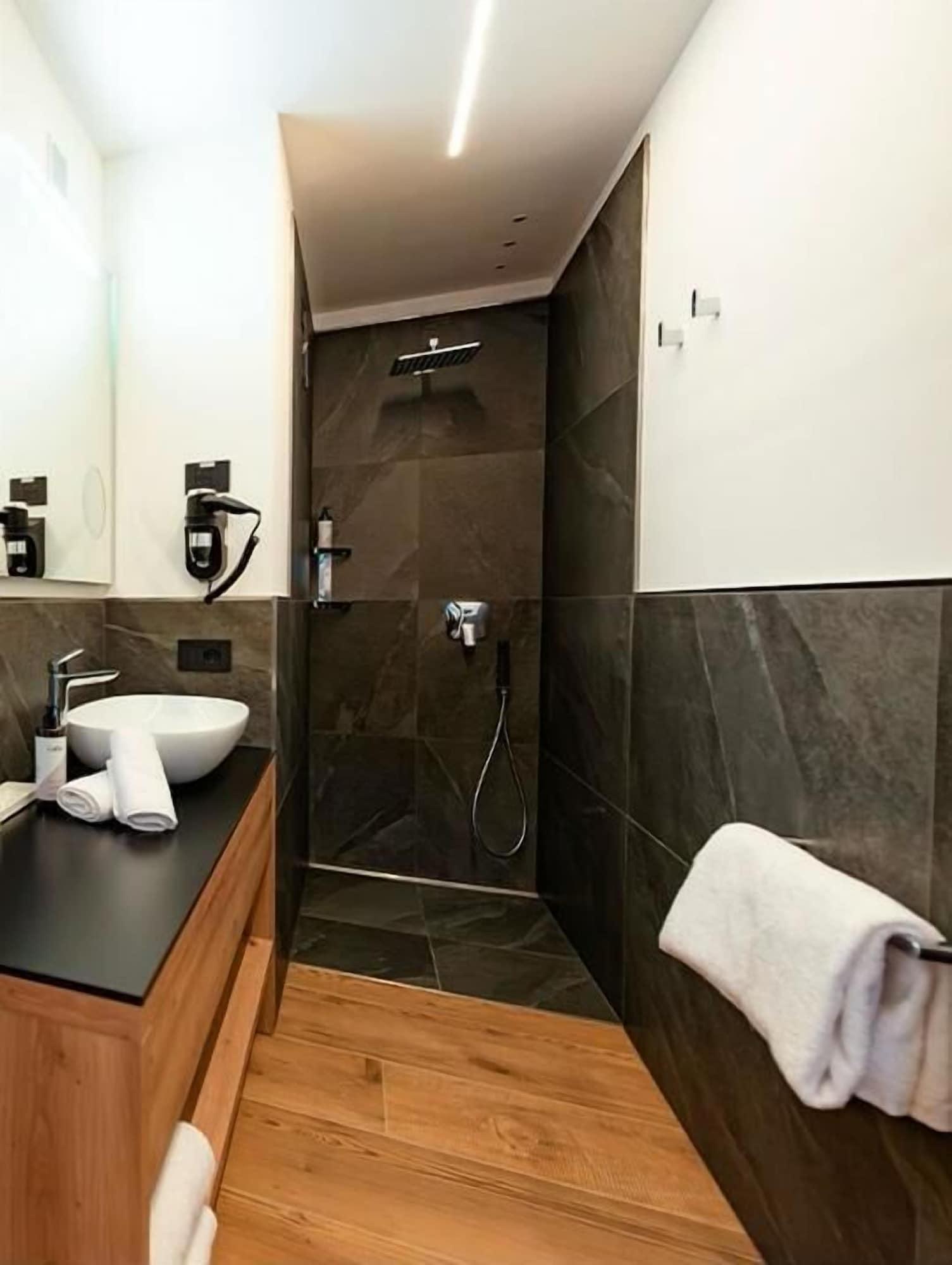 Equipamiento de Habitación Dolomites Resort  Formiè