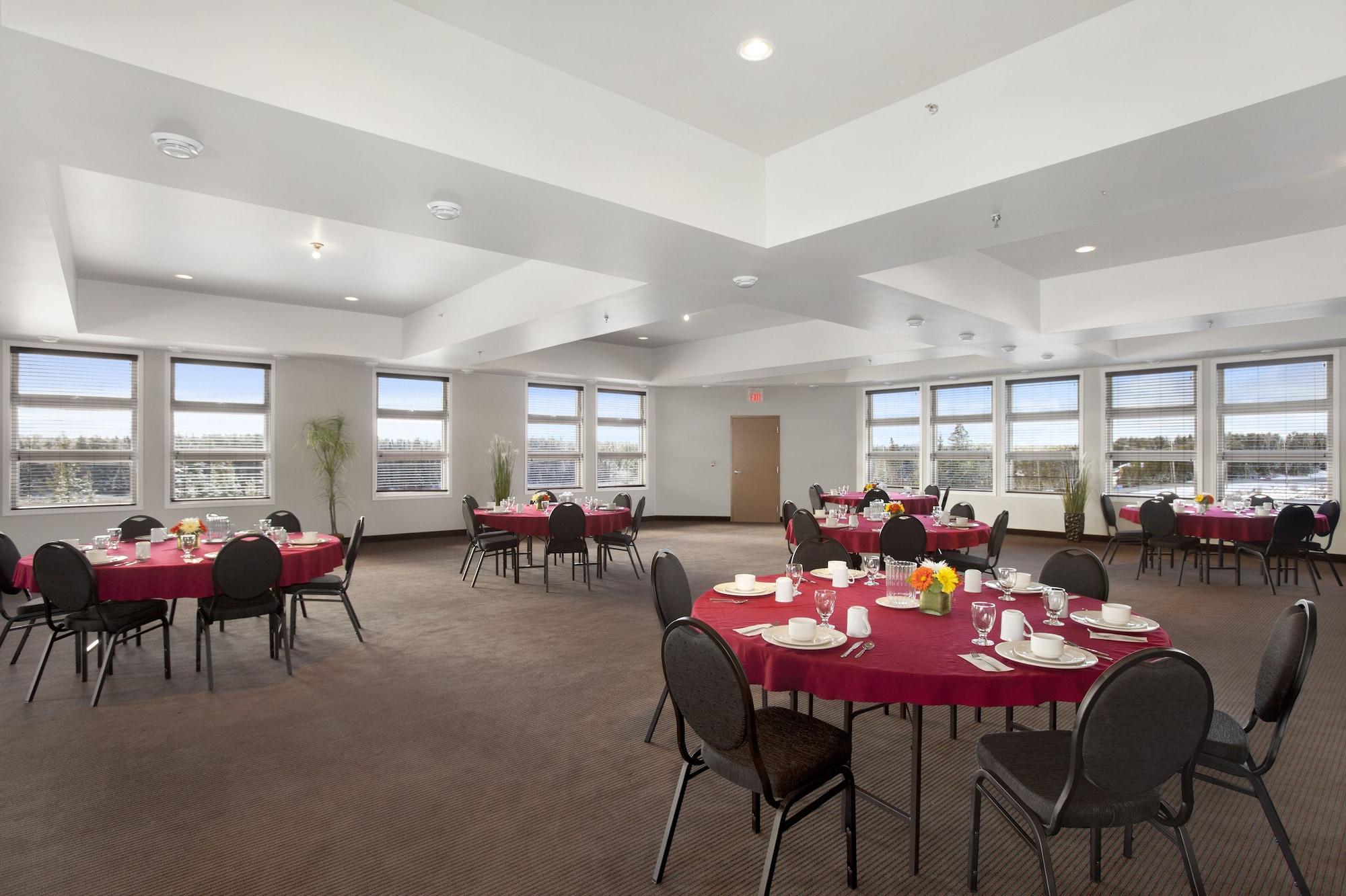 Salón de Baile Super 8 by Wyndham Red Lake ON