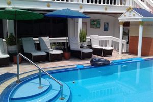 Alojamiento - Villa Oranje Pattaya
