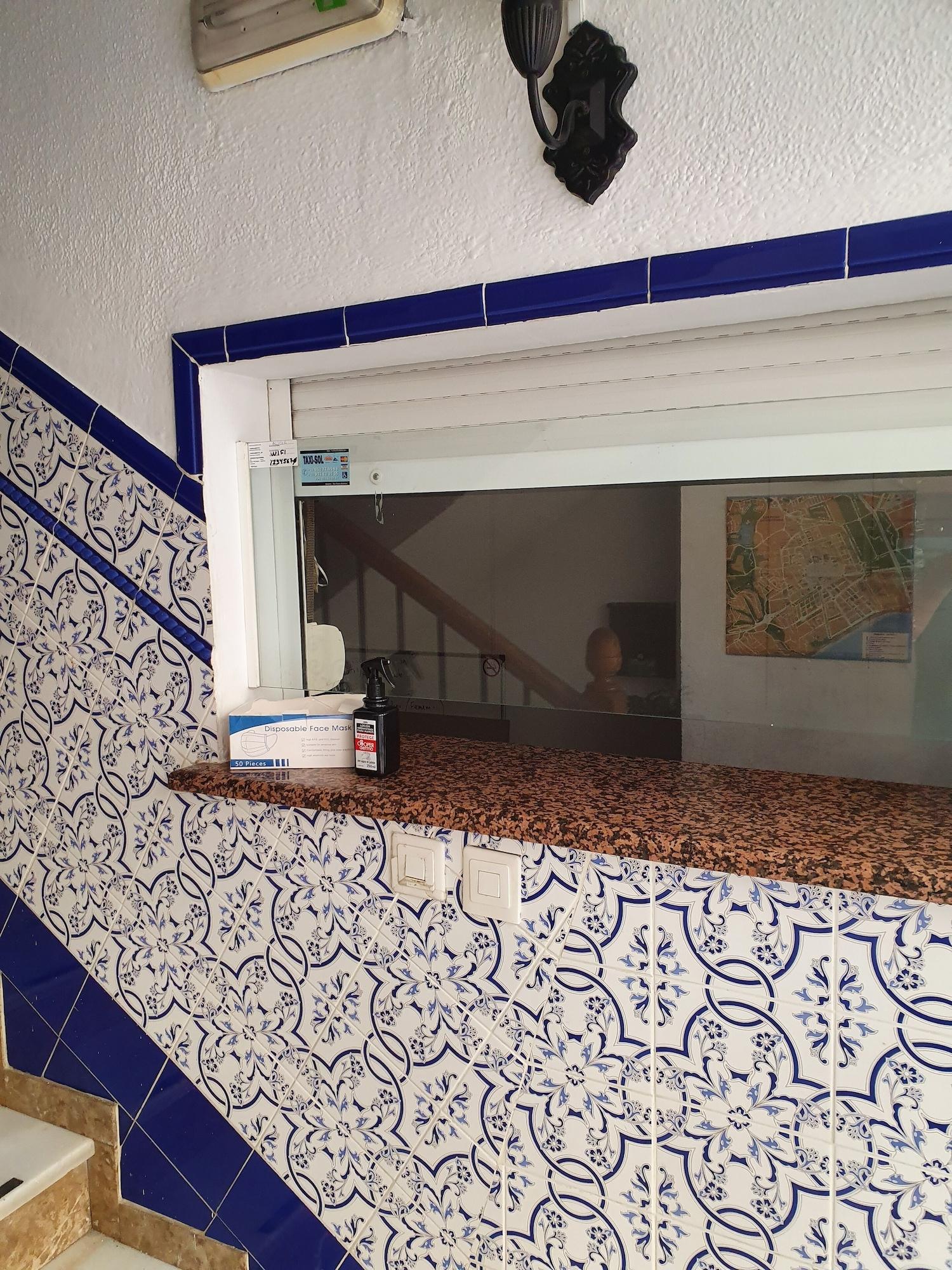 Varios Hostal Alicia