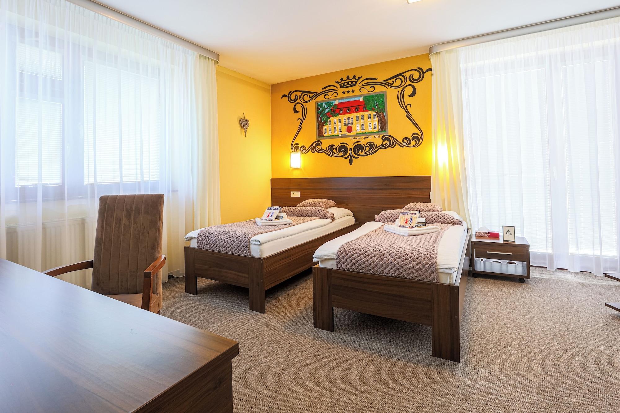 Habitación Grand Hotel Senica