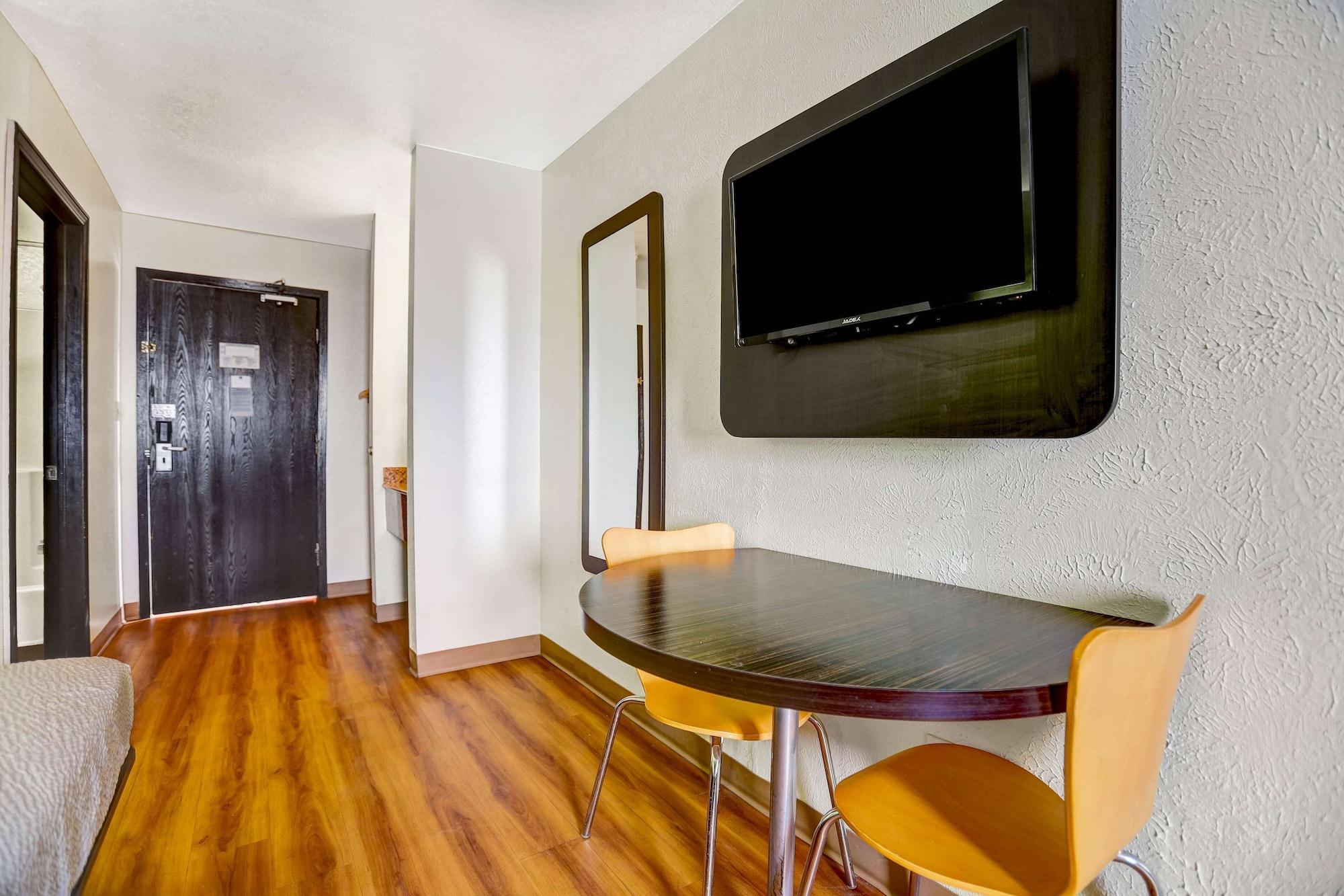 Set de Habitación Motel 6 Moriarty, NM