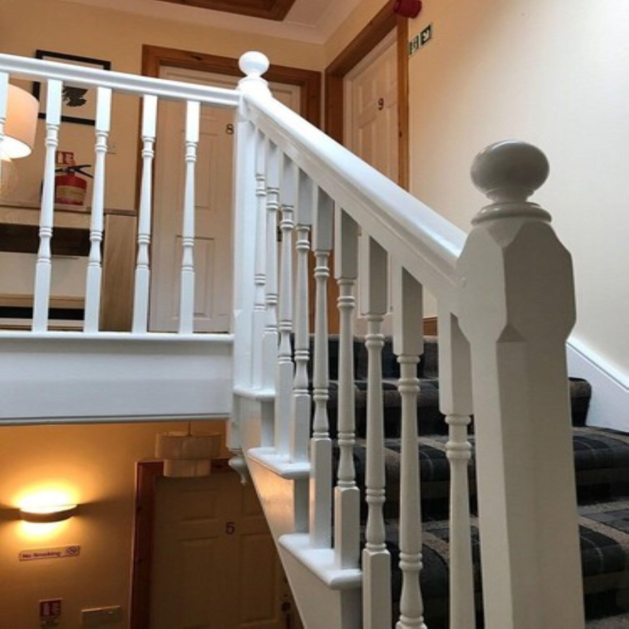 Vista Lobby Coolin View Guest Rooms