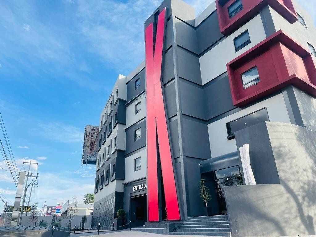 Varios K Hotel