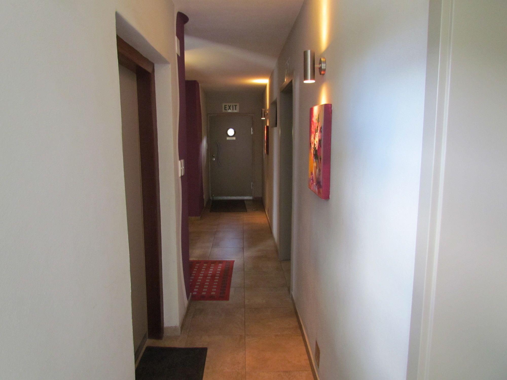 Varios Cape Town 4U Guesthouse