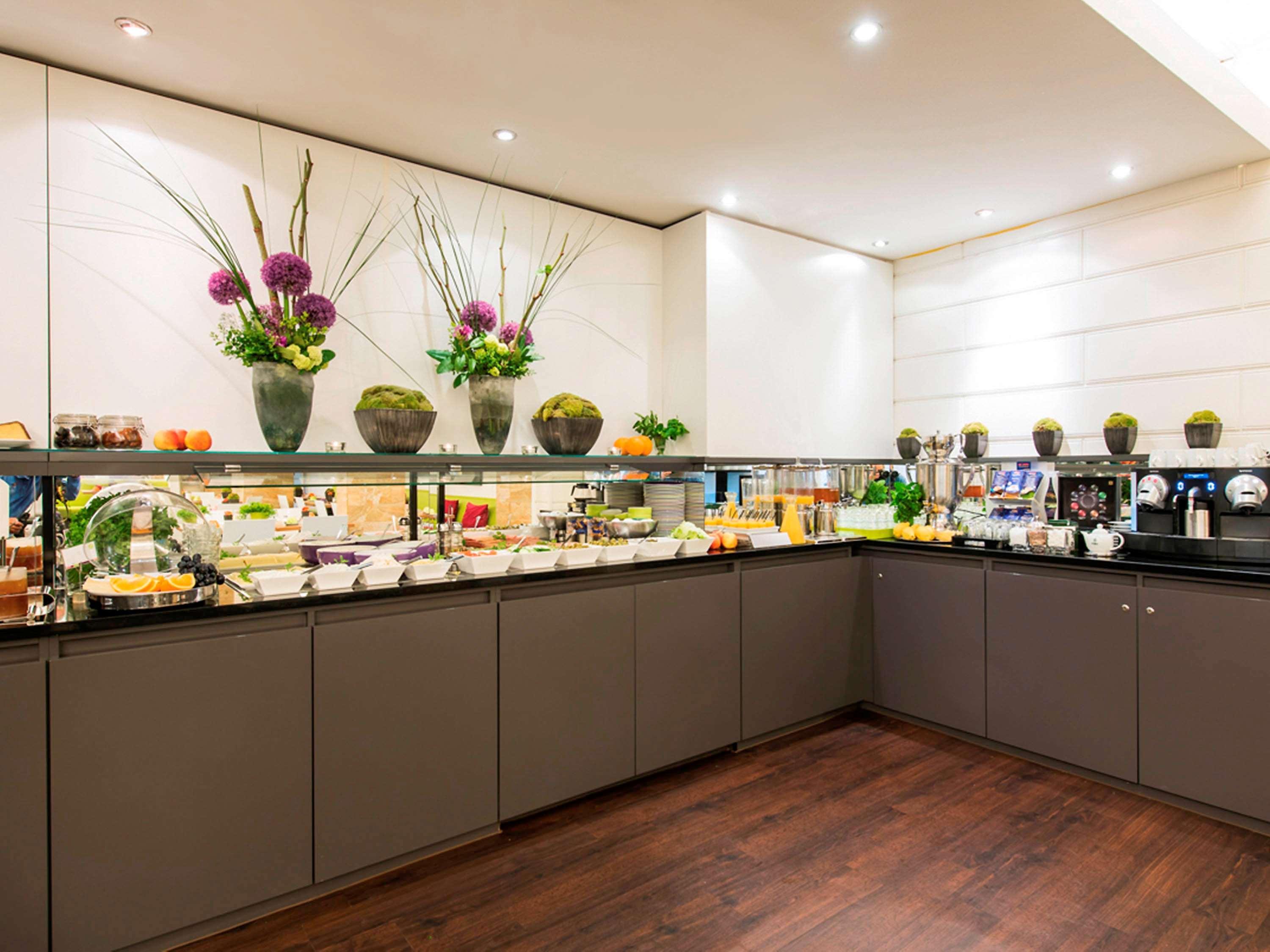 Bar/Salón ibis Styles Frankfurt City