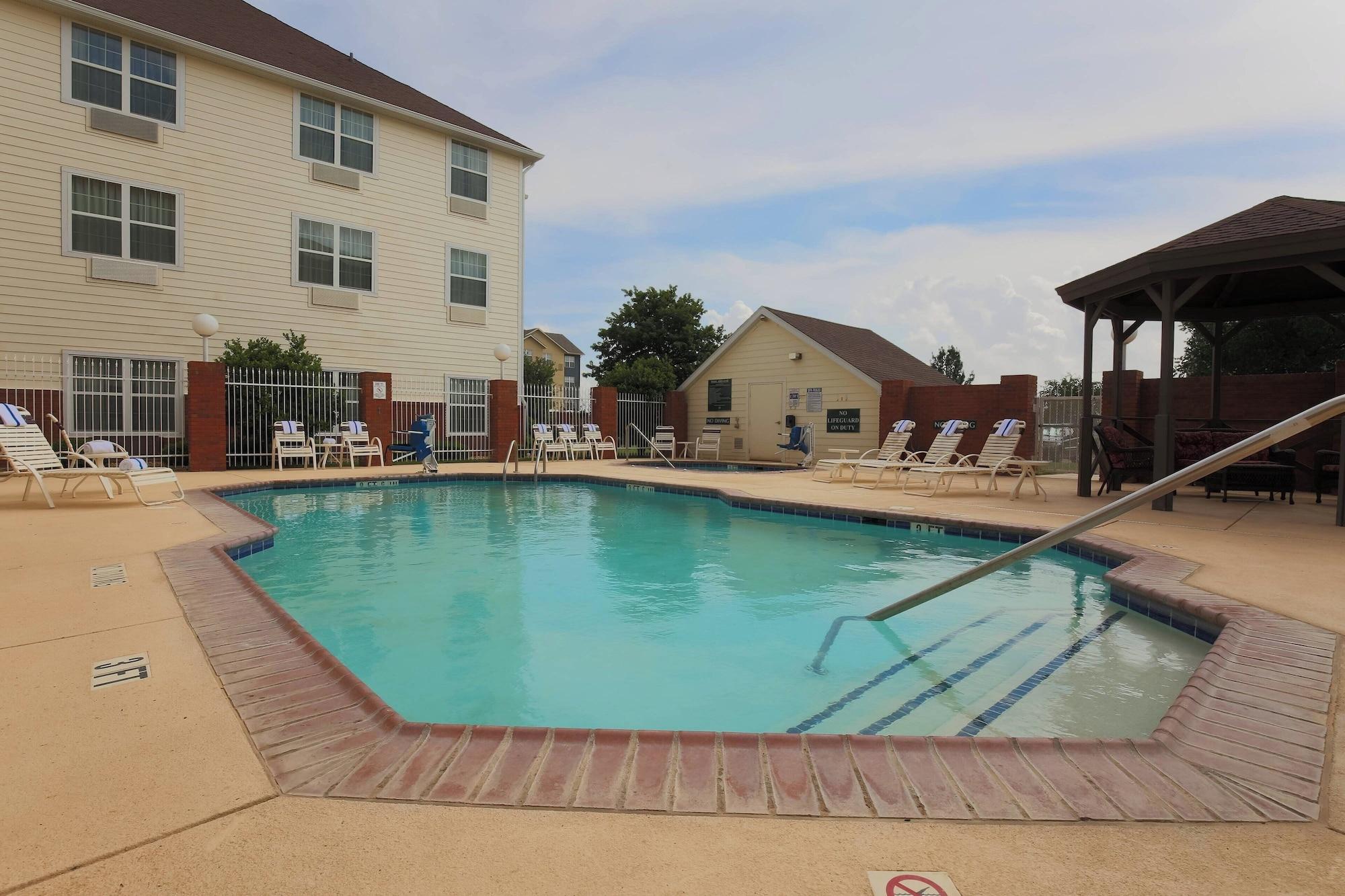 Vista Piscina Towneplace Suites By Marriott