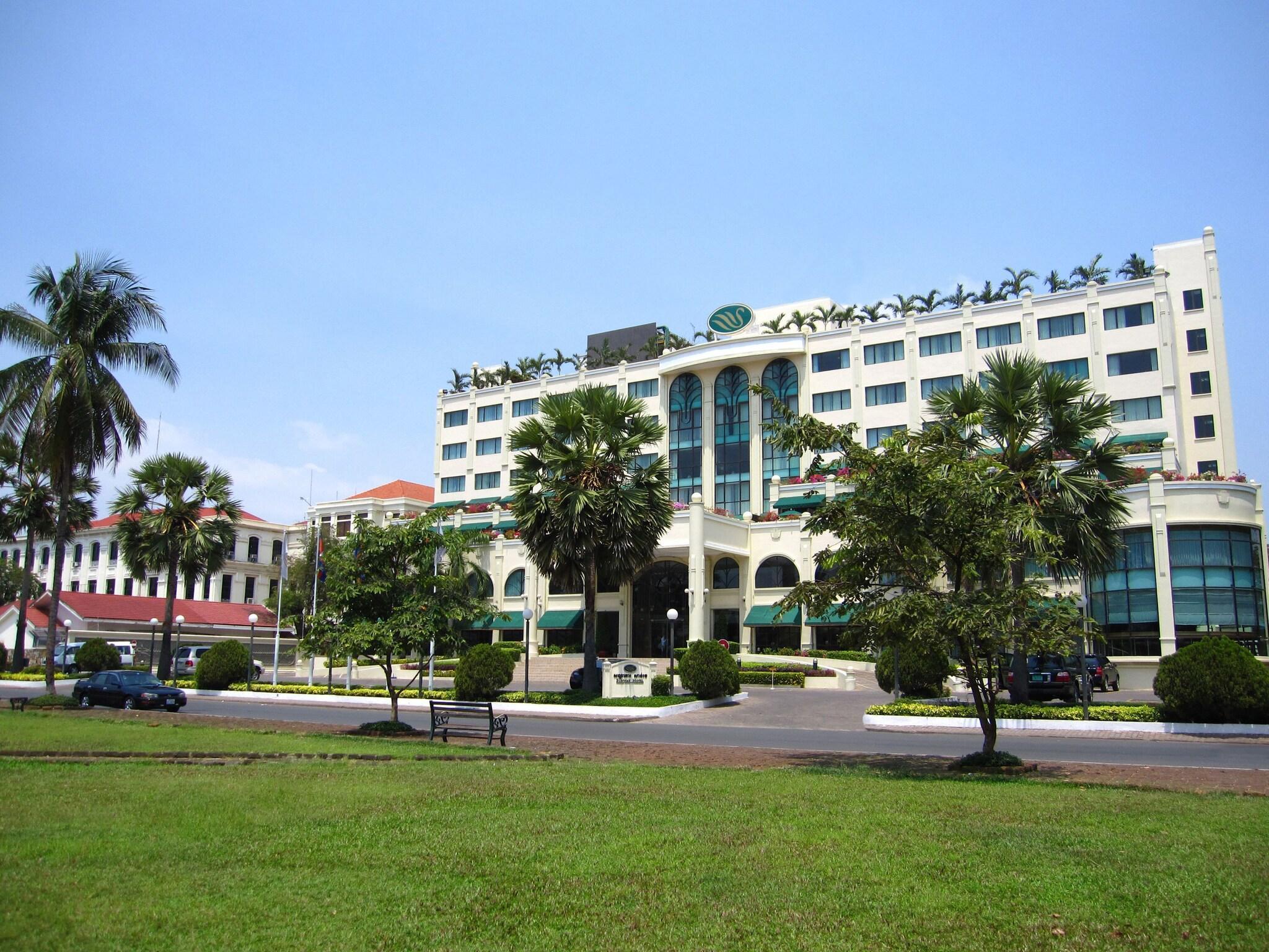 Vista Exterior Sunway Hotel Phnom Penh