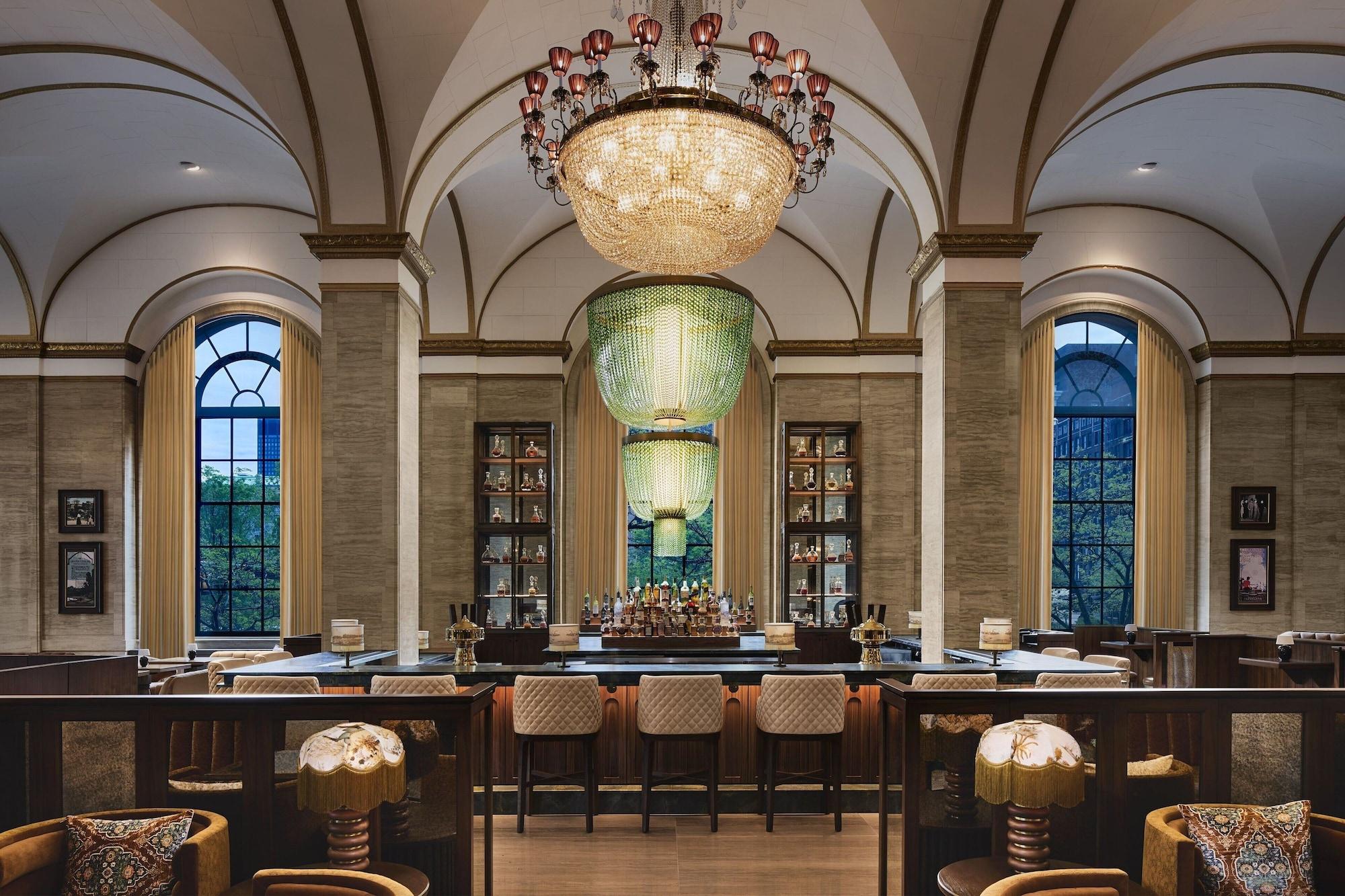 Bar/Salón Hotel Cleveland, Autograph Collection