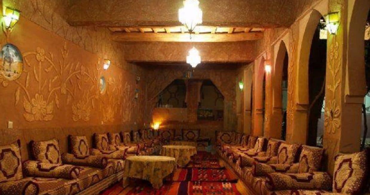 Bar/Salón Riad Berbèber Boutaghrar