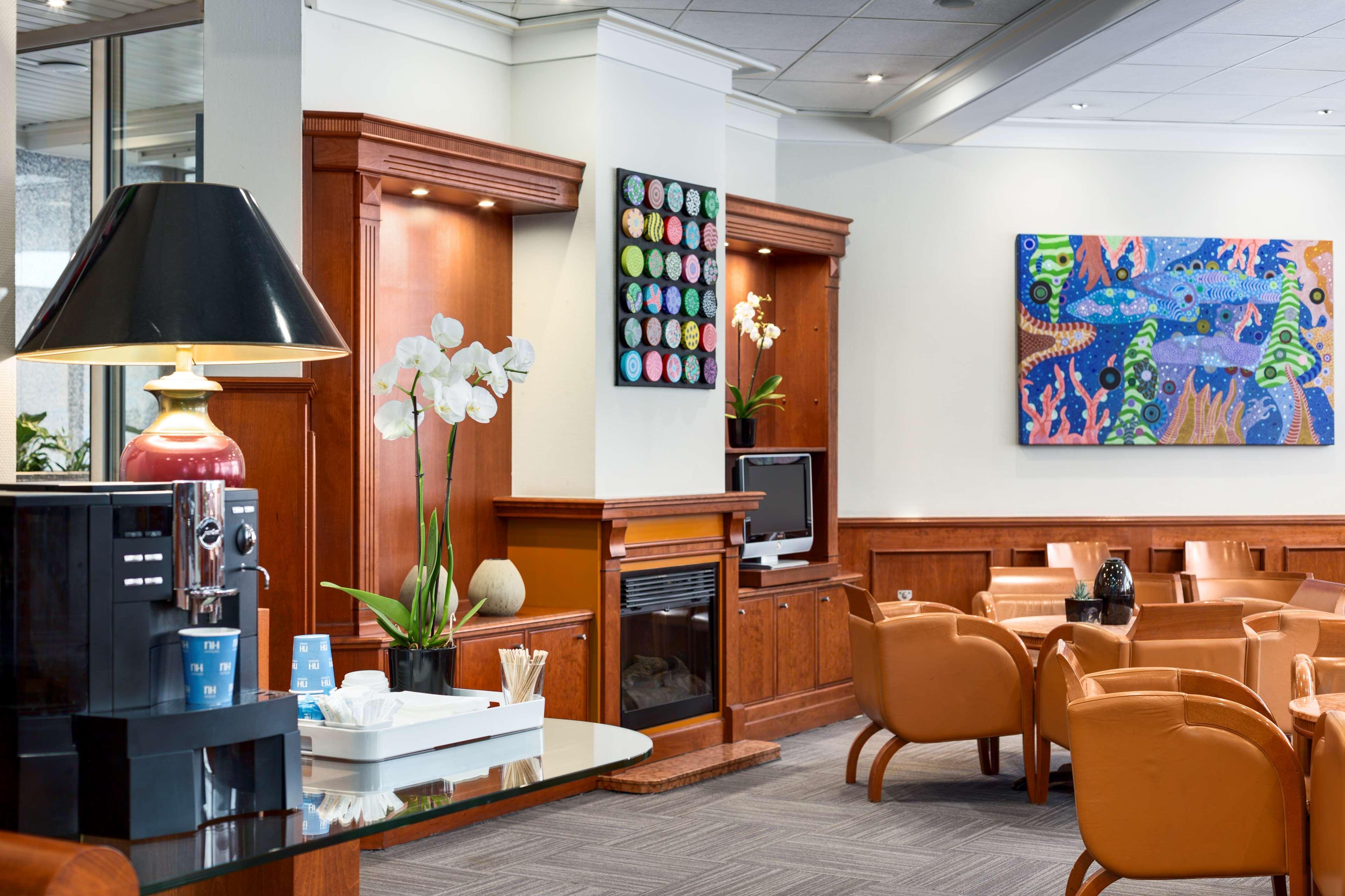 Bar/Salón NH Brussels Stéphanie