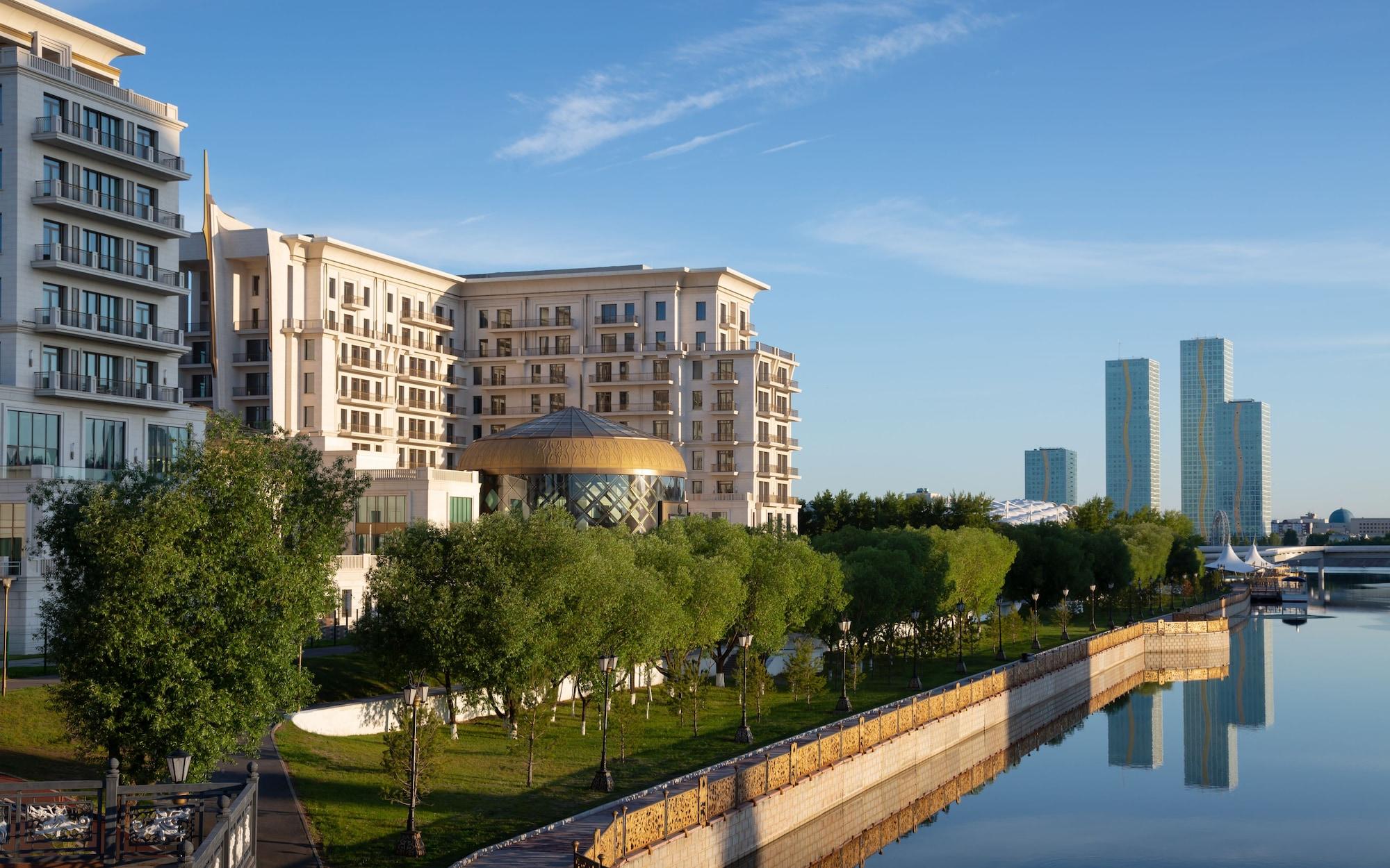 Vista Exterior The St. Regis Astana