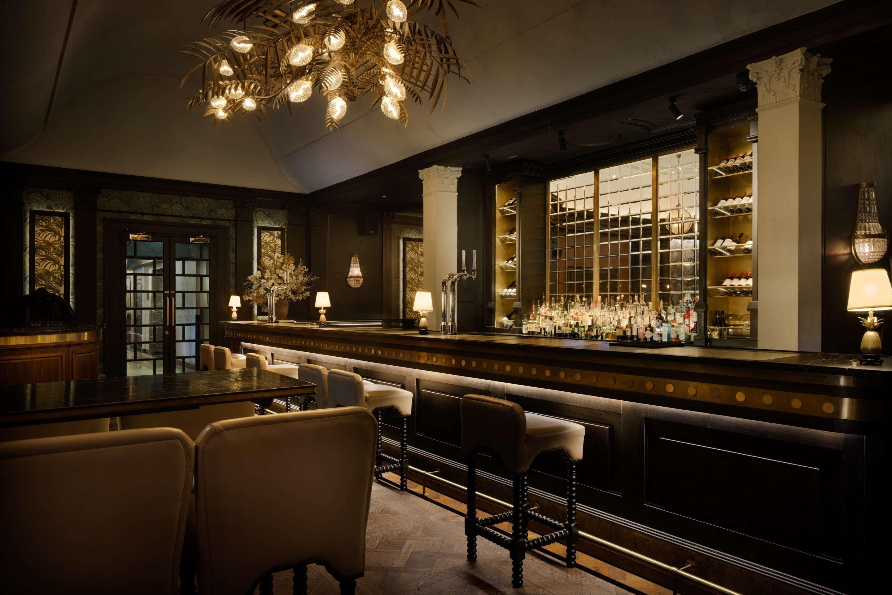 Bar/Salón The Queens Hotel