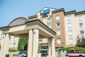 Alojamiento - Comfort Inn & Suites Salmon Arm