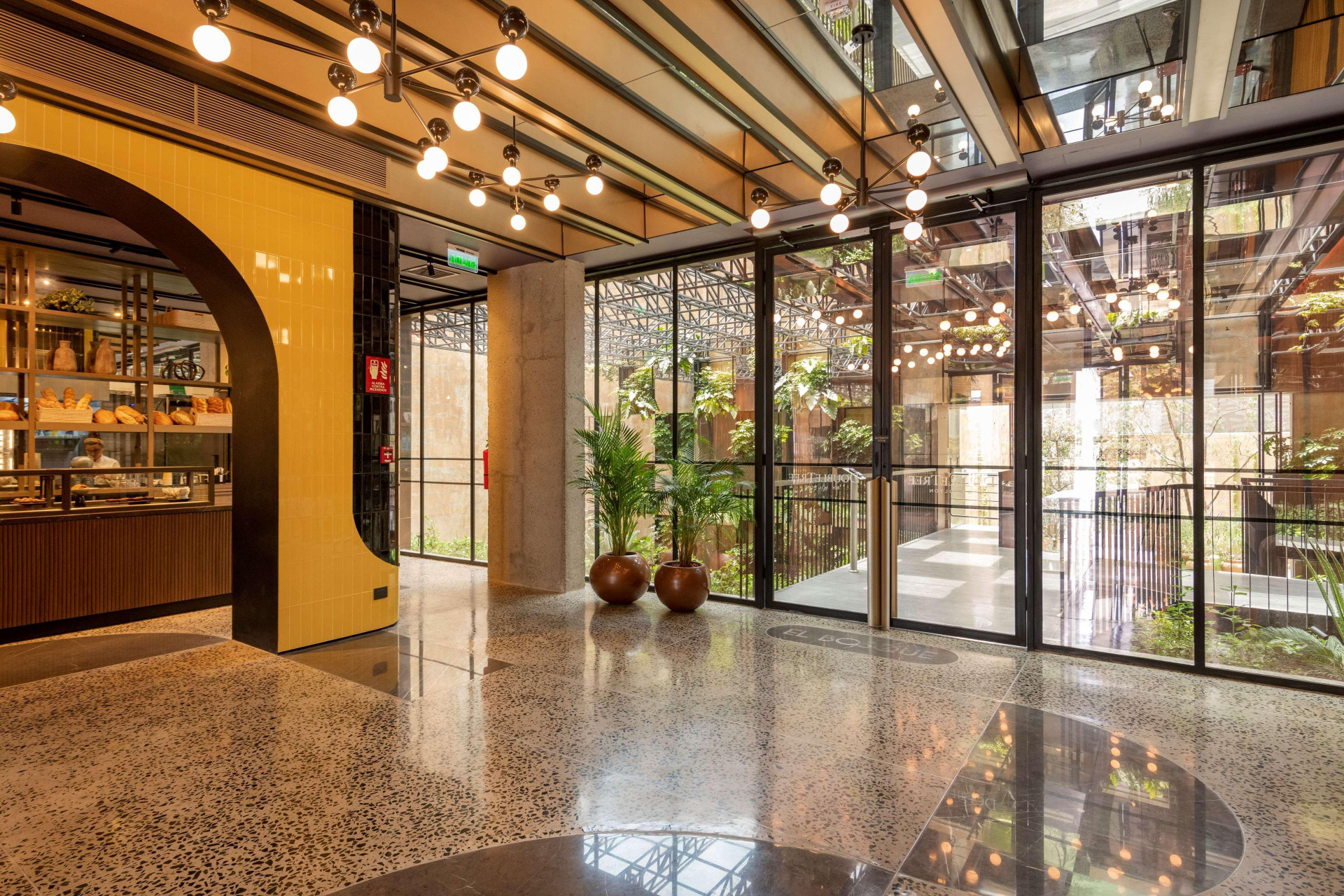 Vista Lobby Doubletree By Hilton Lima San Isidro