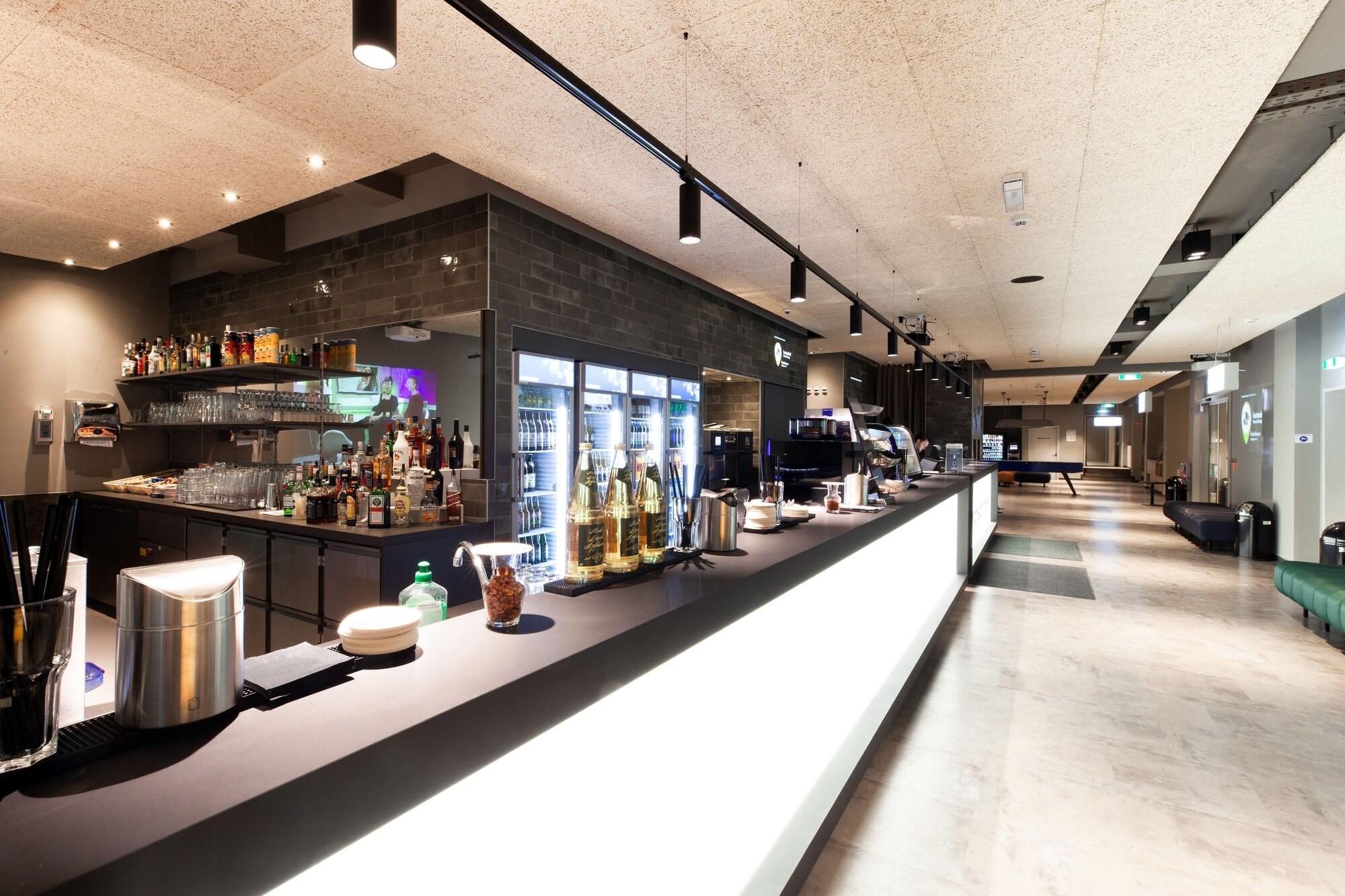 Bar/Salón Wolfgang's managed by a&o