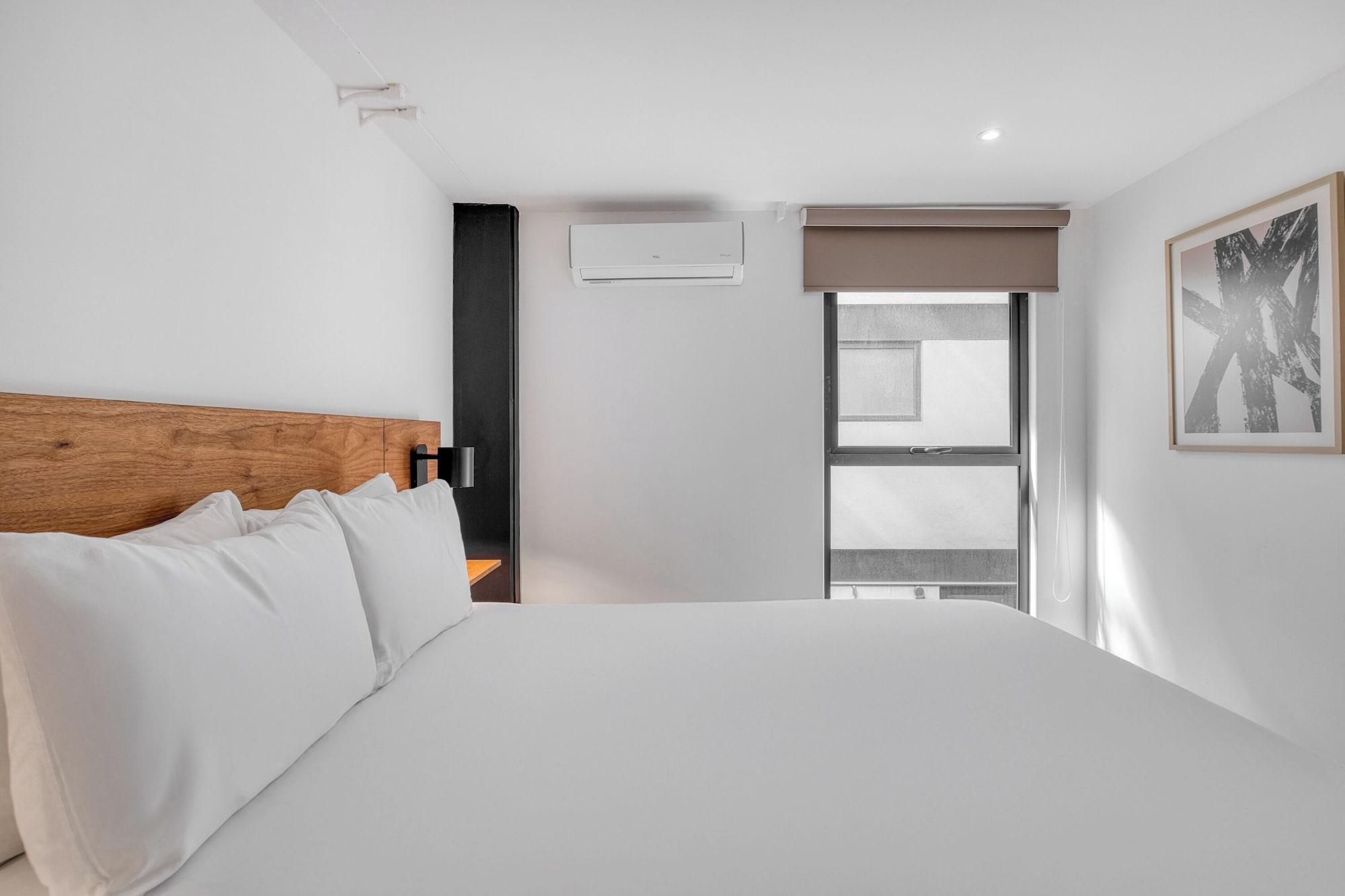 Set de Habitación Urban Reforma Mexico City by Lumina