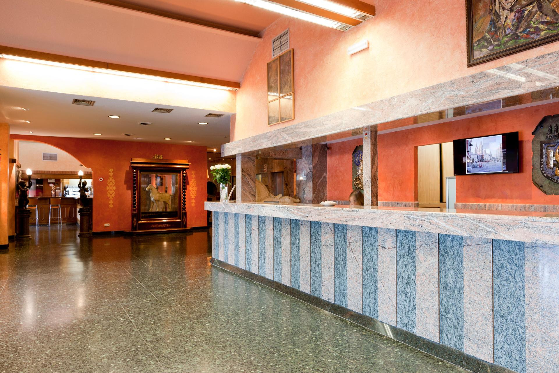 Vista Lobby Ciudad de Burgos
