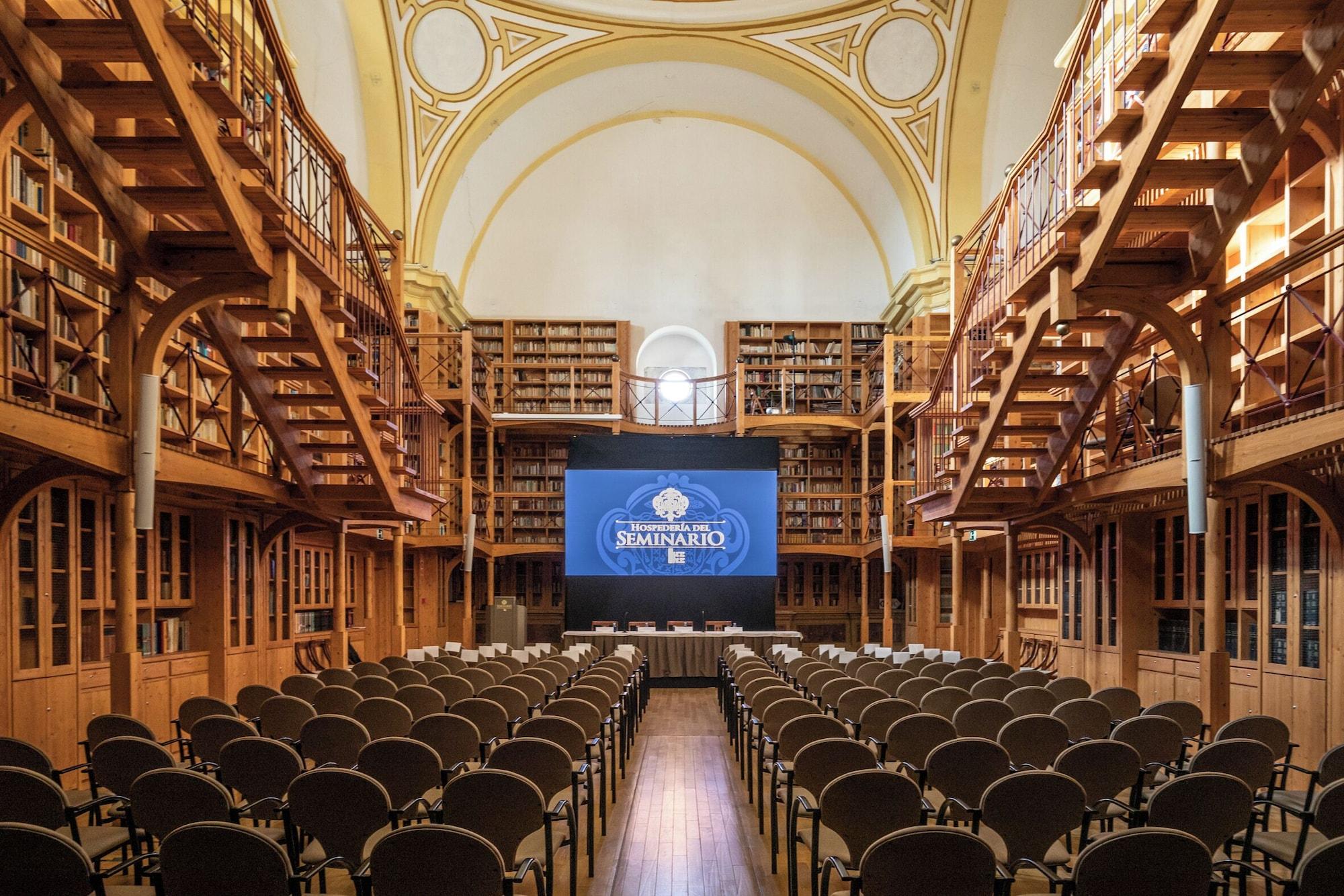 Sala de Reuniones Hospedería del Seminario
