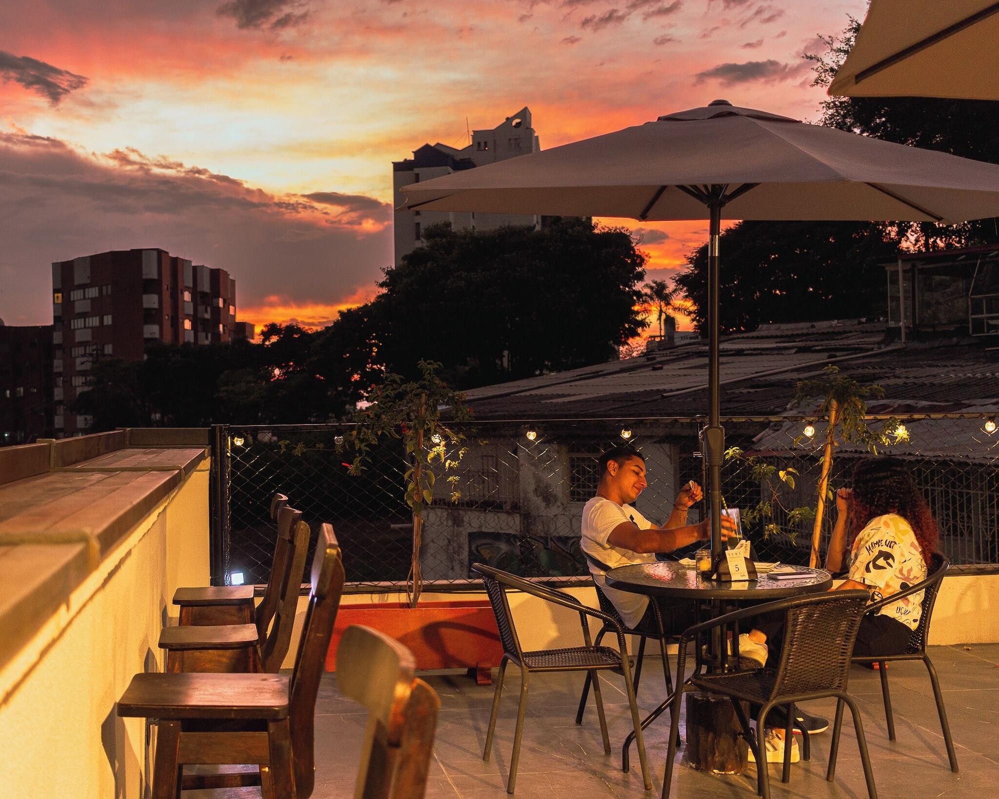 Restaurant Tuki Hostel & Lounge