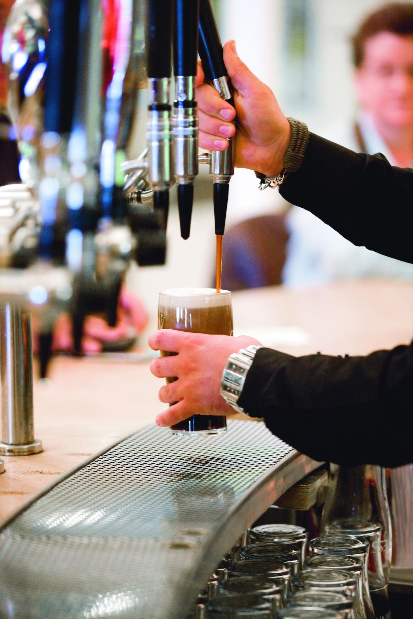 Bar/Salón Hotel Riu Plaza The Gresham Dublin
